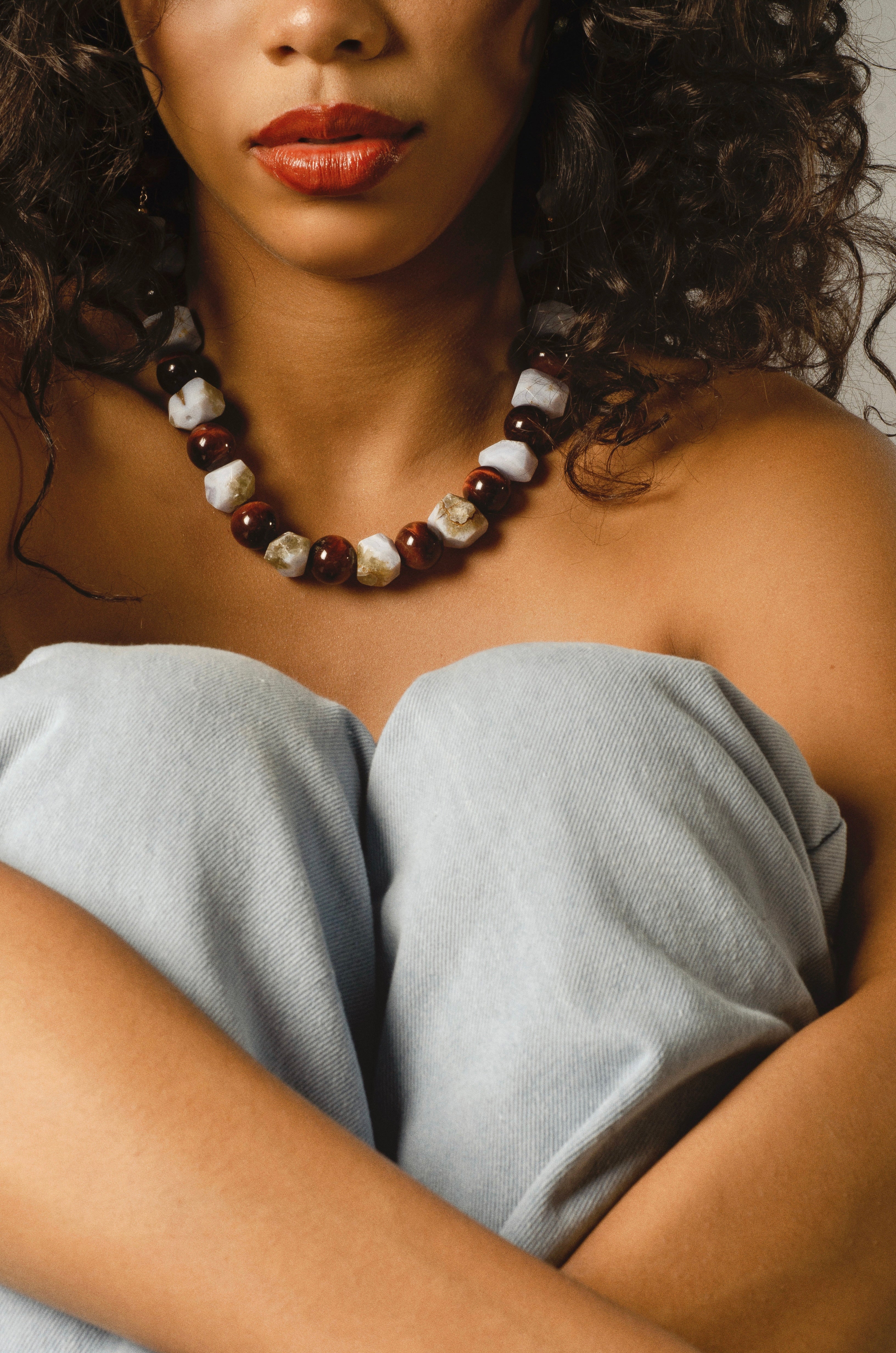 collares
